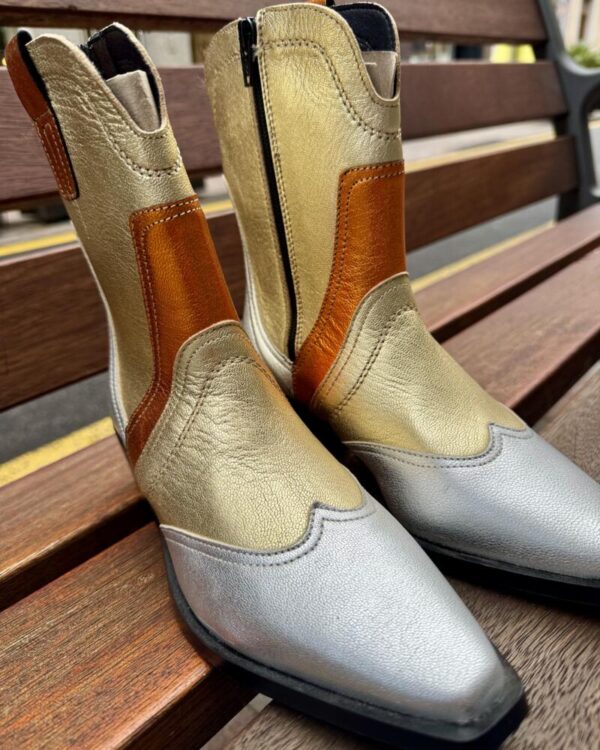 Botas tricolor piel metalizada - Imagen 3