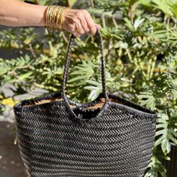 Bolso piel trenzada en negro